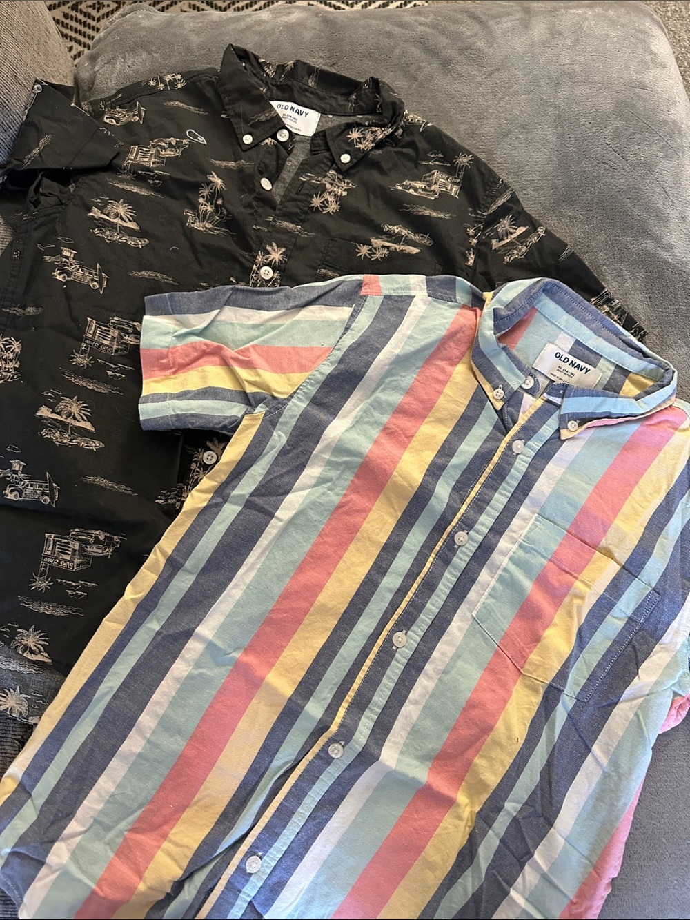 2 Old Navy Multicolor Striped Button-Down Shirt